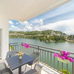 Lakeview Apartments