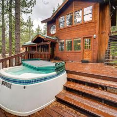 Truckee Cabin Getaway with Private Hot Tub!