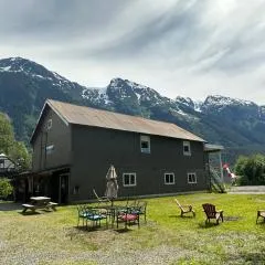 Stewart Mountain Lodge