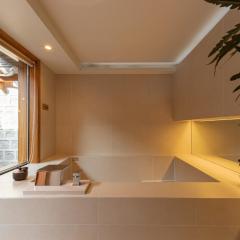 Luxury hanok with private bathtub - SW12
