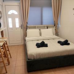 Dims Studio Paralia Ofryniou