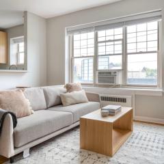 Evanston 1BR w Courtyard nr Northwestern Beach CHI-951