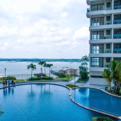 Scenic Country Garden Danga Bay by Lions Bay