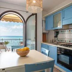 Residence L'Arcipelago Appartamenti Fronte Mare con Ampio Balcone