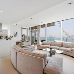 Prime 3BR Suite in Bluewaters - Full Ain Dubai View - Livbnb