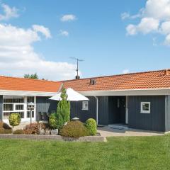 Beautiful Home In Glesborg With Wifi And 3 Bedrooms