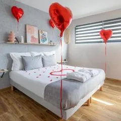L'entre deux-suite romantique - jacuzzi privatif - clim réversible - wifi
