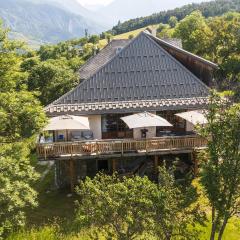 Superbe ferme rénovée en chalet de luxe en PLEINE NATURE