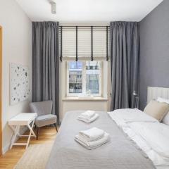 Chmielna Spacious City Center Apartment