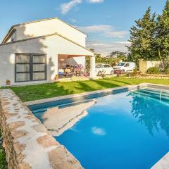 Nice Home In Orange With Outdoor Swimming Pool, Wifi And 5 Bedrooms