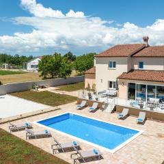 Nice Home In Kozljani With Outdoor Swimming Pool, Wifi And 4 Bedrooms