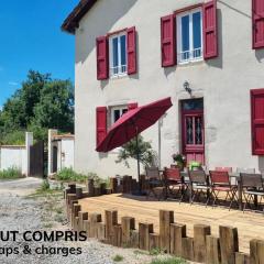 Gîte Mornand-en-Forez, 6 pièces, 14 personnes - FR-1-496-265