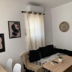 One Bedroom Flat 250m from Sea, Nea Chili