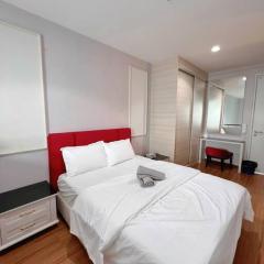 Cozy Staycation @ ICITY near SOGO & Central I-City