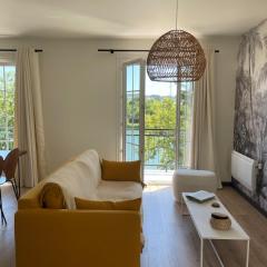 Ambiance Seine, Appartement lumineux en bordure de Seine - Chouette