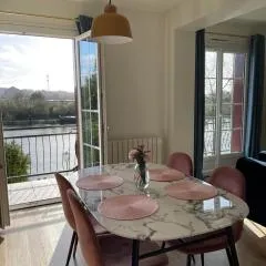 Ambiance Seine, appartement surplombant la Seine -51 M2, Anémone-