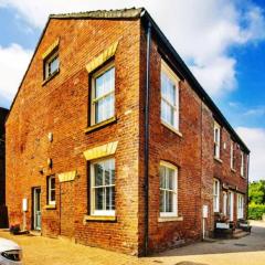 Historic Kelham House with FREE on-site Parking