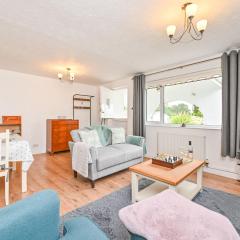 Apartment Edyvean by Interhome