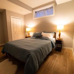 Kid & Pet Friendly Walkout BSMT 90 mins to Banff and 30 mins to Downtown Calgary