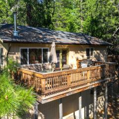 Cozy Mi-Wuk Village Cabin with Deck!