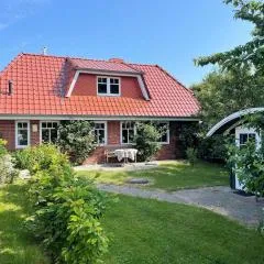 Haus Benninghusumer Deichweg, eingezäunt, Hunde Willkommen, Kamin, ruhig gelegen, WLAN