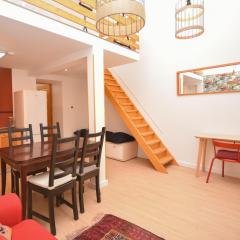 Comfortable Apartament on the Boulevard for 4 people