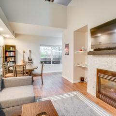 Aurora Townhome with Fireplace, 16 Mi to DIA!