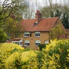 White Horse Cottage with Sauna