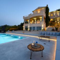 Aeras Luxury Villa