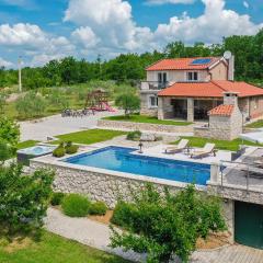 Amazing Home In Kamen Most With Outdoor Swimming Pool