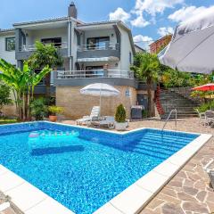 Lovely Home In Bregi With Wifi