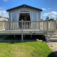 Butlins 8 Berth luxury,Top of the Range Caravan with Passses