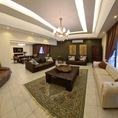 Luxury holiday villas in Bahrain for Families