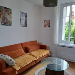 Appartement calme dans maisonnette