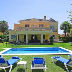 1106 Marbella Large Family Villa