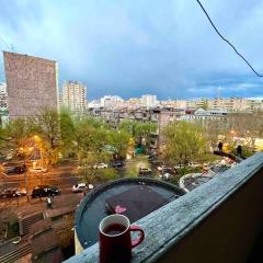 Saryan Apartment with a Balcony