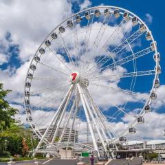 South Bank Central 1 bedroom apartment with Parking