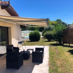 Maison d'une chambre avec piscine privee jardin clos et wifi a Pontenx les Forges