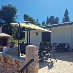 Mint-vacation house