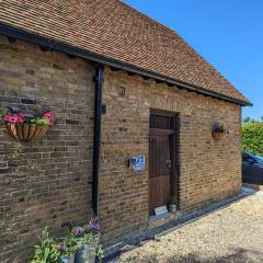 Myrtle Stables - converted, self-contained, countryside