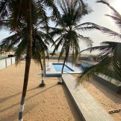 Illashe Private Beach House (4 x En-suite Rooms)