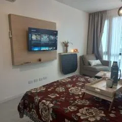 Lofts Mai Self Amenities - Housity