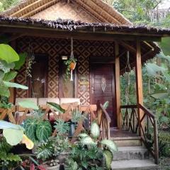 anik homestay & dormy Batukaras