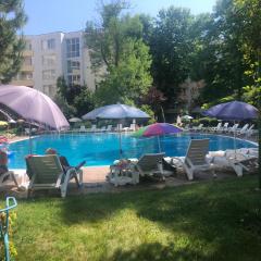 YASSEN 2 ROOM APARTMENT NEAR Sea WITH POOLVIEW