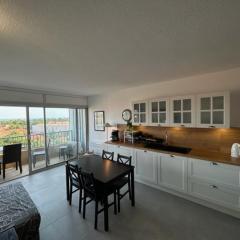 Appartement T2 cabine avec parking sécurisé à 200m de la plage - FR-1-388-178