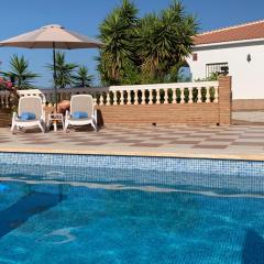 Casa Anhelando Andalucia - Een villa prachtig op een heuveltop met magnifiek uitzicht nabij dorp en strand