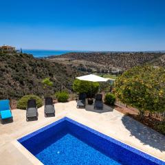 3 bedroom Villa Melandra with private pool and sea views, Aphrodite Hills Resort