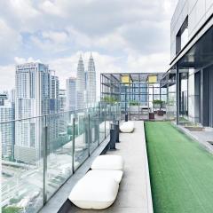 Anggun KLCC Kuala Lumpur by Homesphere