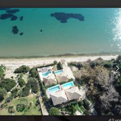 Villa Kalamos, beachfront