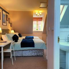 Mayflower House Barnsley-Wombwell-3 Bedrooms-2 Showers-Longer Stay- Free Parking